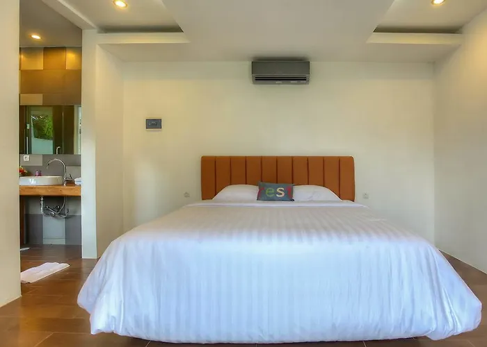 Umah Nugraha Casa de hóspedes 4*